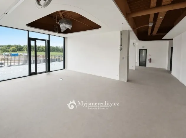 Pronájem kanceláře, Dyje, 270 m2