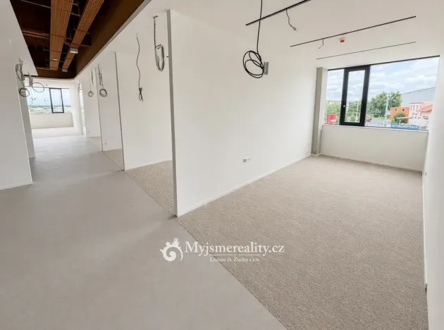Pronájem kanceláře, Dyje, 270 m2