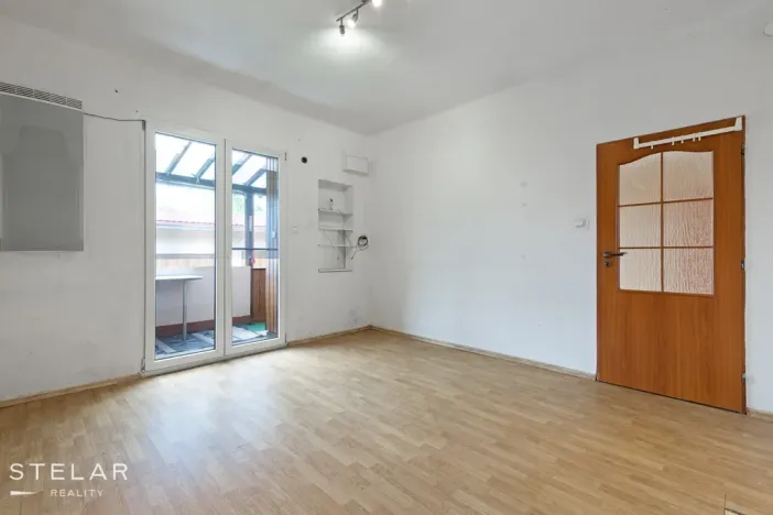 Prodej rodinného domu, Janovice, 300 m2