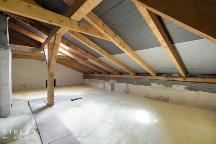 Prodej rodinného domu, Janovice, 300 m2