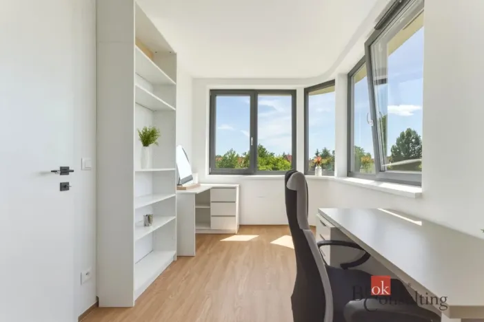 Pronájem rodinného domu, Praha - Kolovraty, Denivková, 102 m2