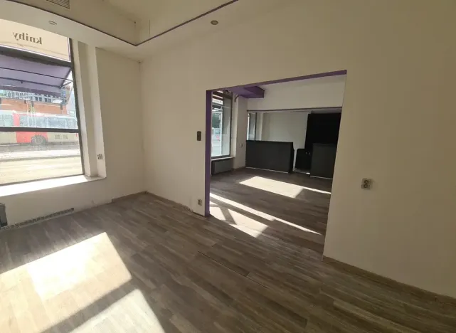 Pronájem obchodního prostoru, Praha - Smíchov, Nádražní, 85 m2