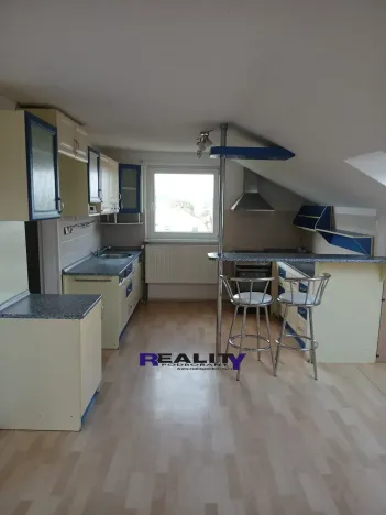 Pronájem bytu 3+1, Očihov, 130 m2