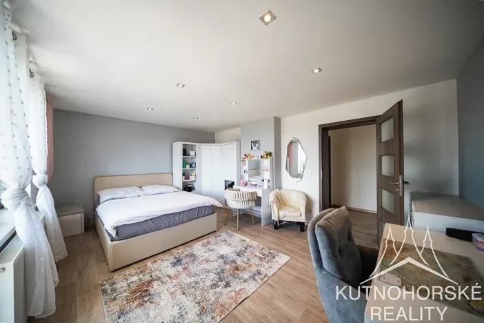 Prodej rodinného domu, Církvice, 154 m2