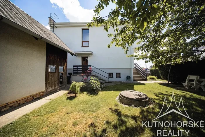 Prodej rodinného domu, Církvice, 154 m2