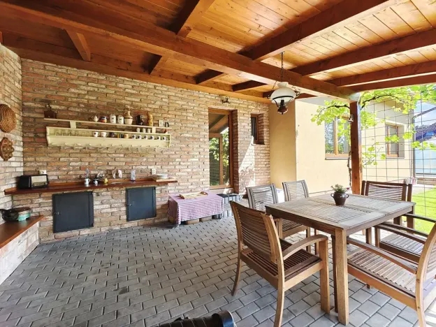 Prodej rodinného domu, Nový Vestec, U Tří Cest, 224 m2
