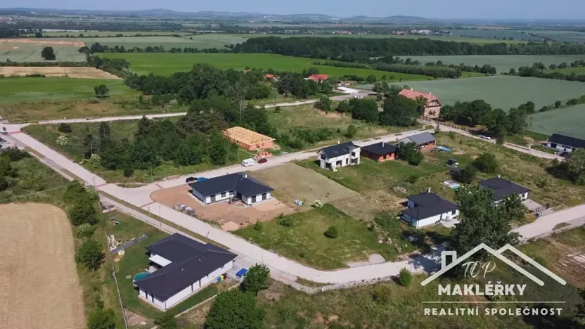 Prodej pozemku pro bydlení, Žáky, 898 m2