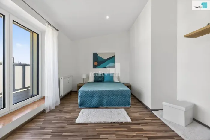 Prodej bytu 2+kk, Jesenice, Sluneční, 58 m2