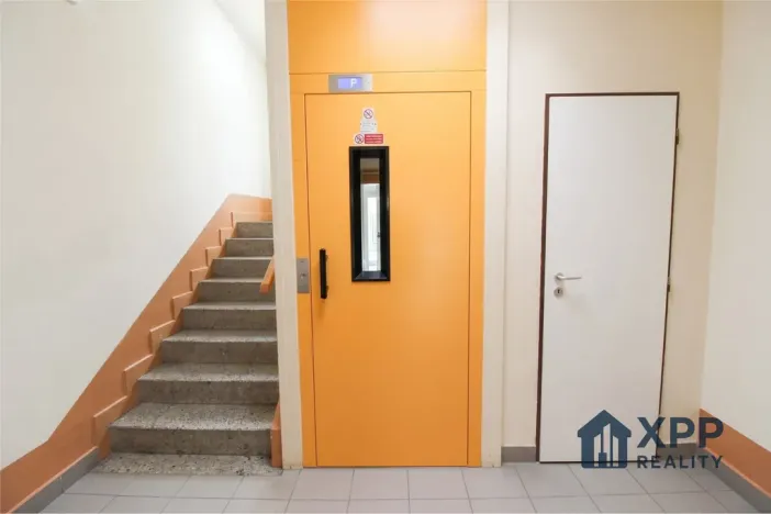 Pronájem bytu 2+kk, Tábor, Sofijská, 42 m2