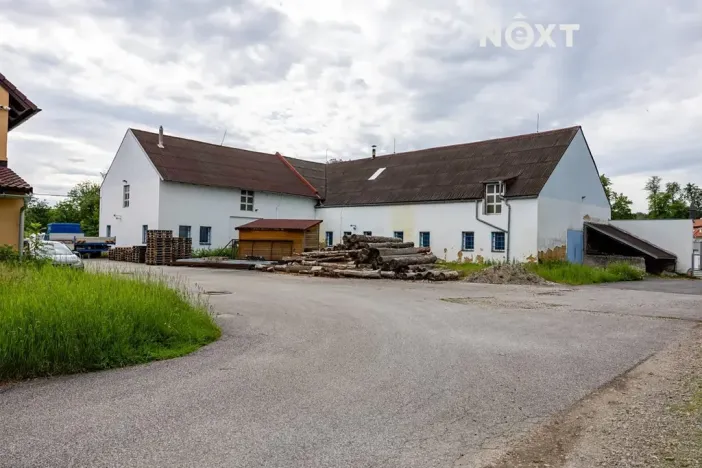 Pronájem výrobních prostor, Boršov nad Vltavou, 400 m2