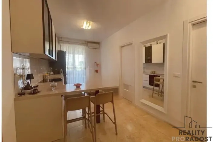 Prodej bytu 2+kk, Via Guglielmo Marconi,Martinsicuro,Itálie, 45 m2