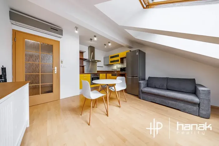 Pronájem bytu 3+kk, Olomouc, Uhelná, 66 m2