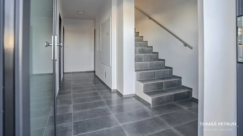 Pronájem bytu 3+kk, Hradec Králové - Věkoše, Věkošská, 74 m2
