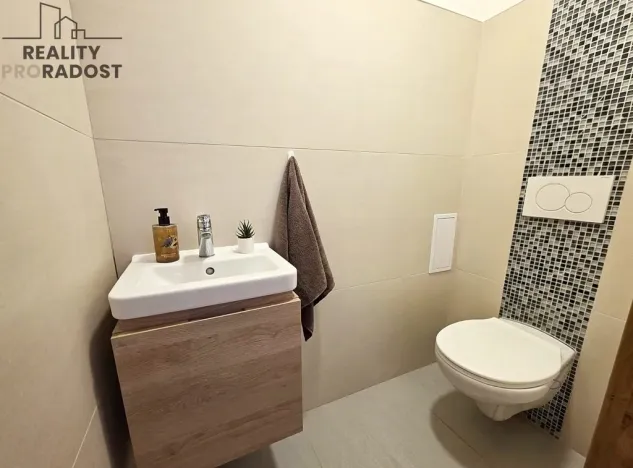 Prodej bytu 4+kk, Jinačovice, 113 m2