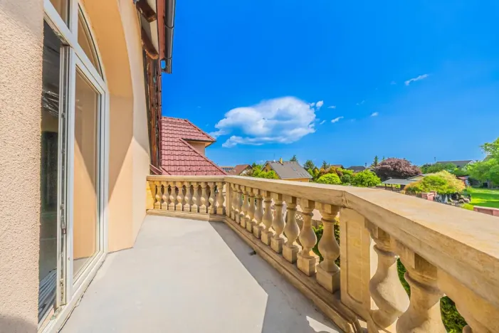Prodej bytu 3+1, Buštěhrad, Topolová, 88 m2