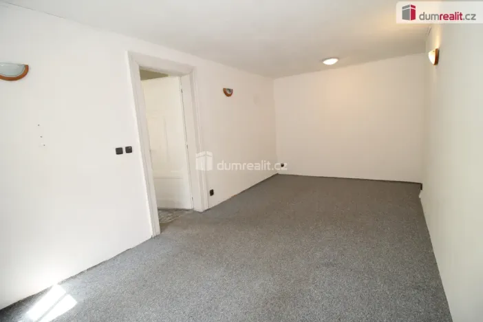 Prodej bytu 2+1, Mariánské Lázně, Hlavní třída, 67 m2