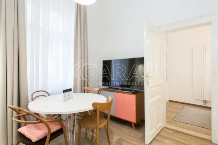Pronájem bytu 2+kk, Praha - Nové Město, Na Poříčí, 40 m2