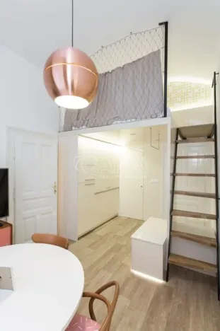 Pronájem bytu 2+kk, Praha - Nové Město, Na Poříčí, 40 m2