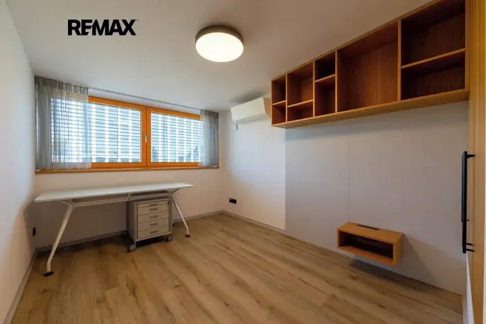 Prodej bytu 4+kk, Praha - Vysočany, Moravcových, 115 m2