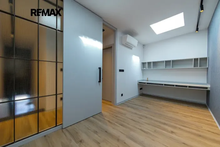 Prodej bytu 4+kk, Praha - Vysočany, Moravcových, 112 m2