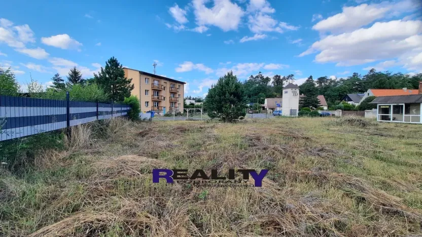 Prodej pozemku pro bydlení, Holedeč, Luční, 831 m2