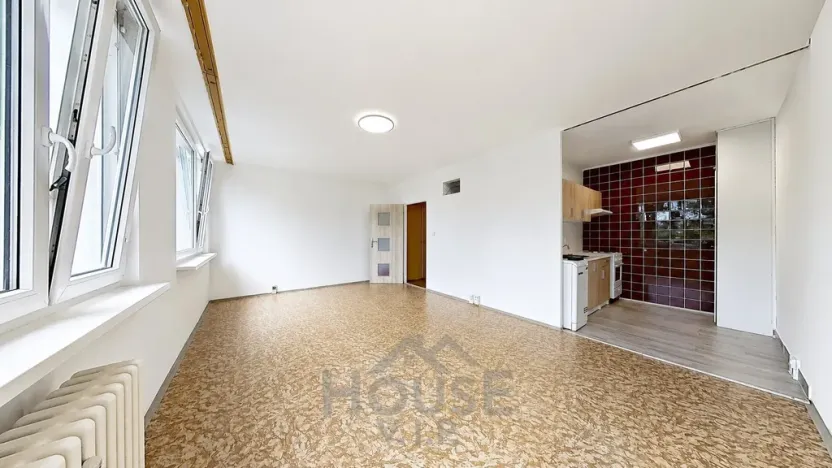 Prodej bytu 1+kk, Praha - Letňany, Ostravská, 35 m2