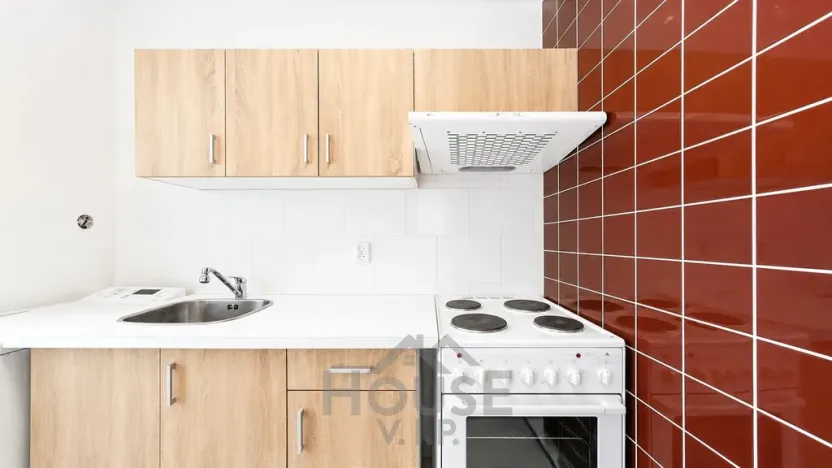 Prodej bytu 1+kk, Praha - Letňany, Ostravská, 35 m2