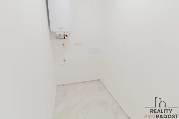 Pronájem bytu 2+kk, Zakřany, 60 m2