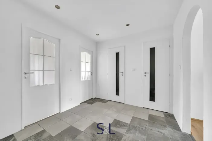Prodej bytu 3+kk, Chotětov, 9. května, 63 m2