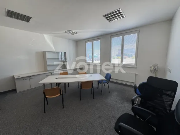 Pronájem kanceláře, Otrokovice, Napajedelská, 38 m2