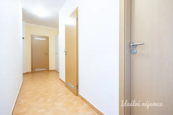 Pronájem bytu 2+kk, Praha - Háje, Jurkovičova, 69 m2