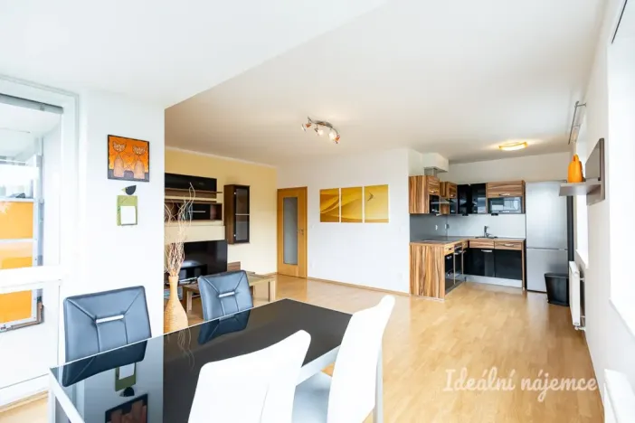 Pronájem bytu 2+kk, Praha - Háje, Jurkovičova, 84 m2