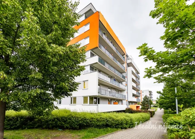 Pronájem bytu 2+kk, Praha - Háje, Jurkovičova, 84 m2