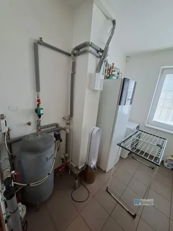 Prodej rodinného domu, Poříčany, U Koupaliště, 200 m2