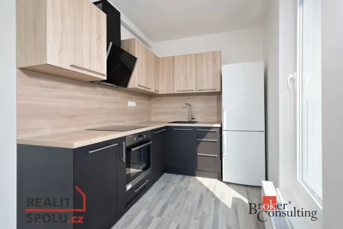 Pronájem bytu 2+kk, Plzeň - Jižní Předměstí, Stehlíkova, 62 m2