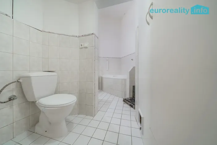 Prodej bytu 2+1, Karlovy Vary, Dr. Davida Bechera, 79 m2