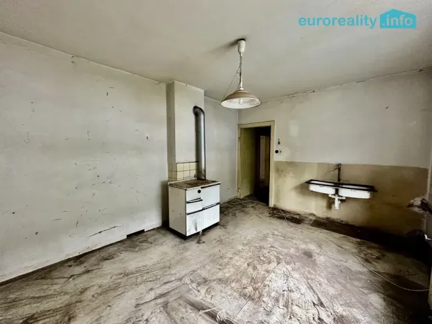 Prodej bytu 2+1, Nejdek, náměstí Karla IV., 70 m2