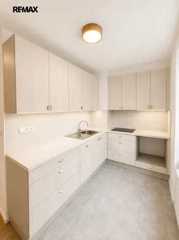 Pronájem bytu 2+1, Praha - Radotín, Sídliště, 50 m2