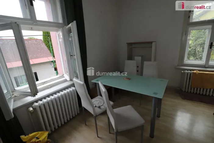 Pronájem bytu 3+1, Praha - Horní Počernice, Khodlova, 85 m2