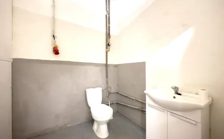 Pronájem skladu, Chodov, Tovární, 184 m2