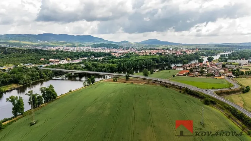 Prodej pozemku pro bydlení, Žalhostice, 2627 m2