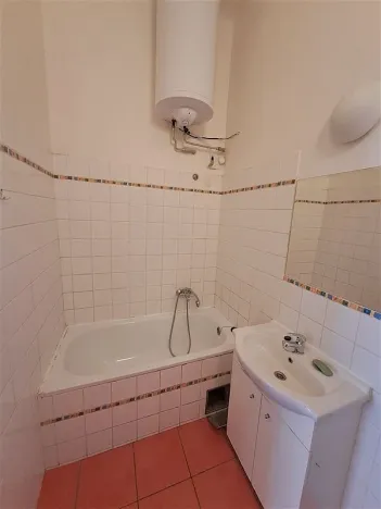 Pronájem bytu 2+1, Praha, Cimburkova, 77 m2