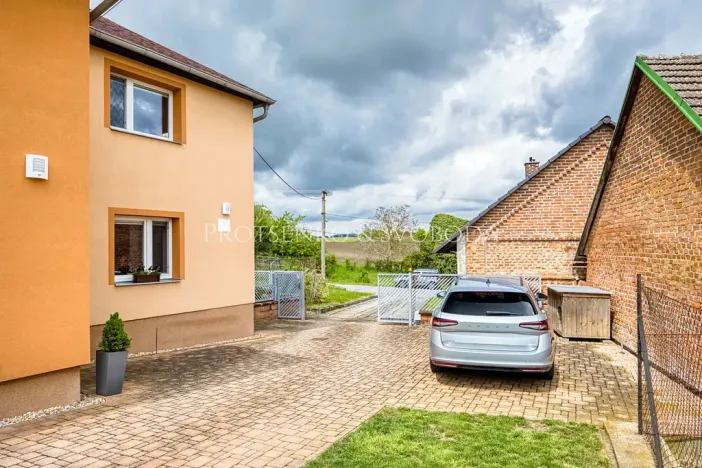 Prodej zemědělské usedlosti, Třebnouševes, 400 m2