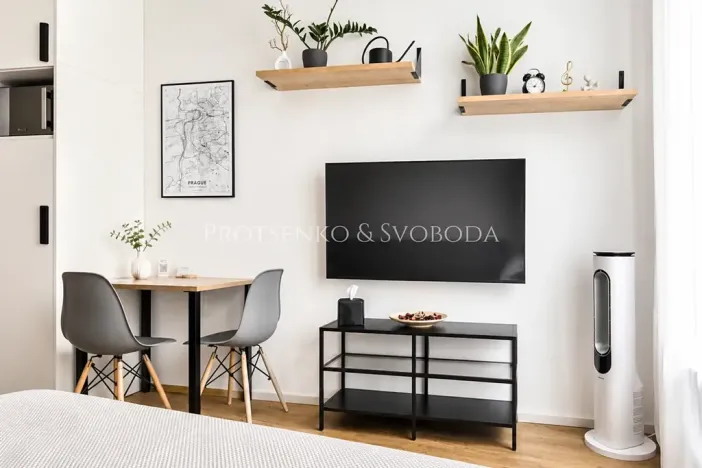 Prodej bytu 1+kk, Praha - Smíchov, Mozartova, 22 m2