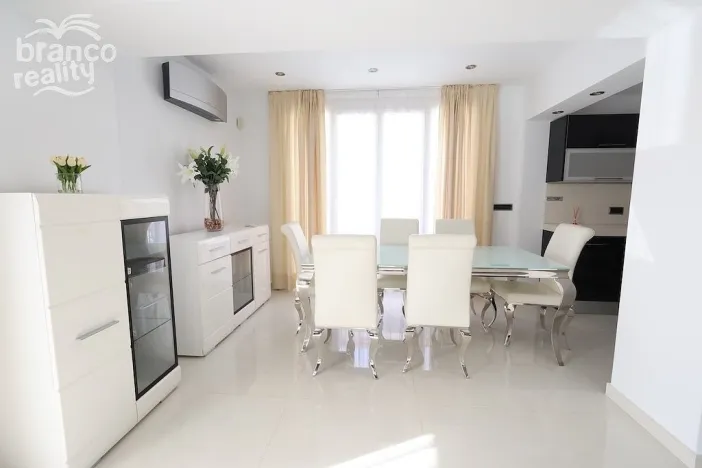 Prodej rodinného domu, Cabo Roig, Alicante, Španělsko, 222 m2