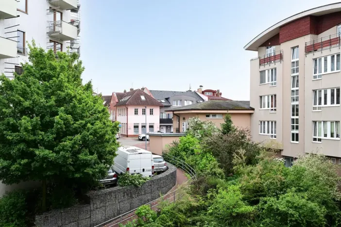 Pronájem bytu 1+kk, Praha - Kyje, Za černým mostem, 34 m2
