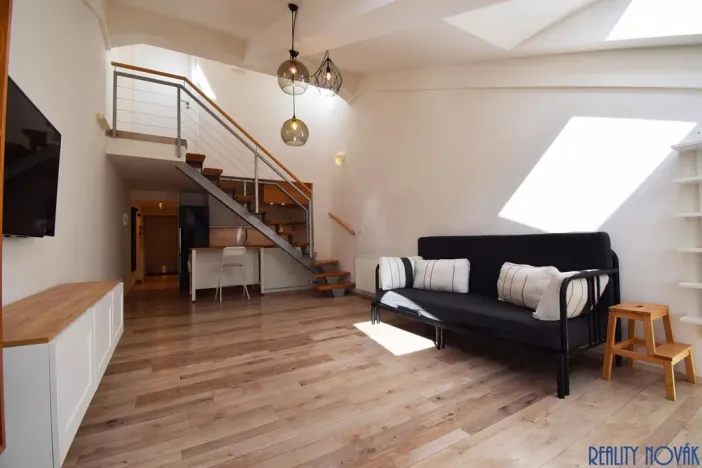 Pronájem bytu 2+kk, Praha - Lochkov, U sladovny, 63 m2