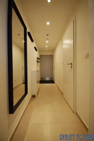 Pronájem bytu 2+kk, Praha - Lochkov, U sladovny, 63 m2