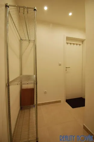 Pronájem bytu 2+kk, Praha - Lochkov, U sladovny, 63 m2