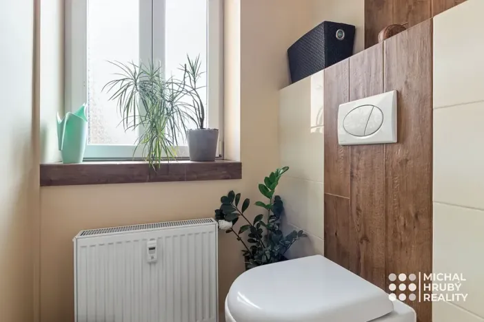 Prodej bytu 2+kk, Ostrava, Vrázova, 79 m2